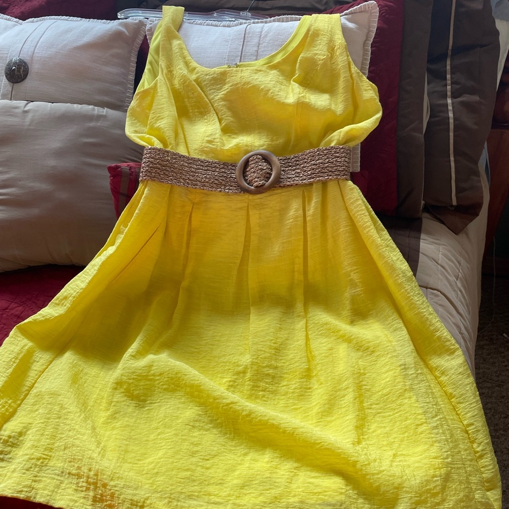 Nine West Yellow Sleeveless Fit and Flare Midi Dress Size 16